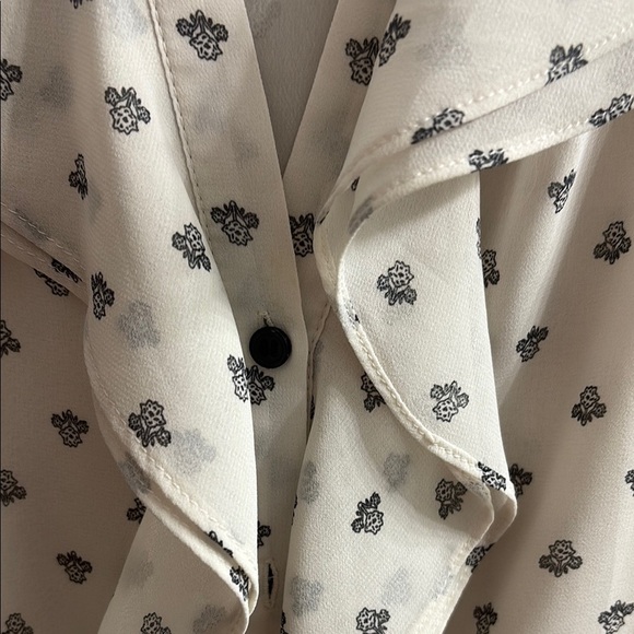 NWOT H&M Cream Sleeveless Dress with Black Pattern - Picture 3 of 4